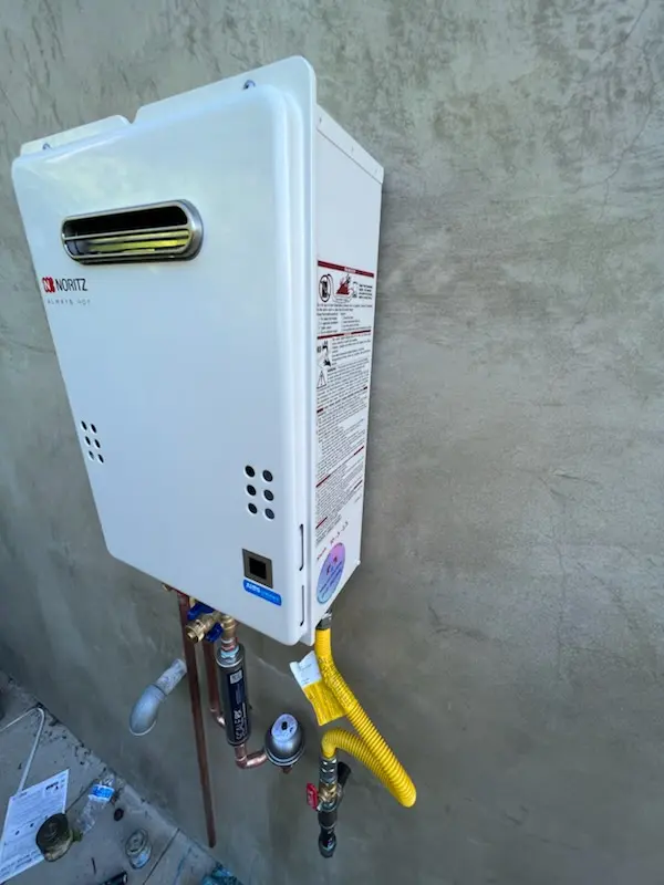 Tankless water heater installation for Riviera Beach homes